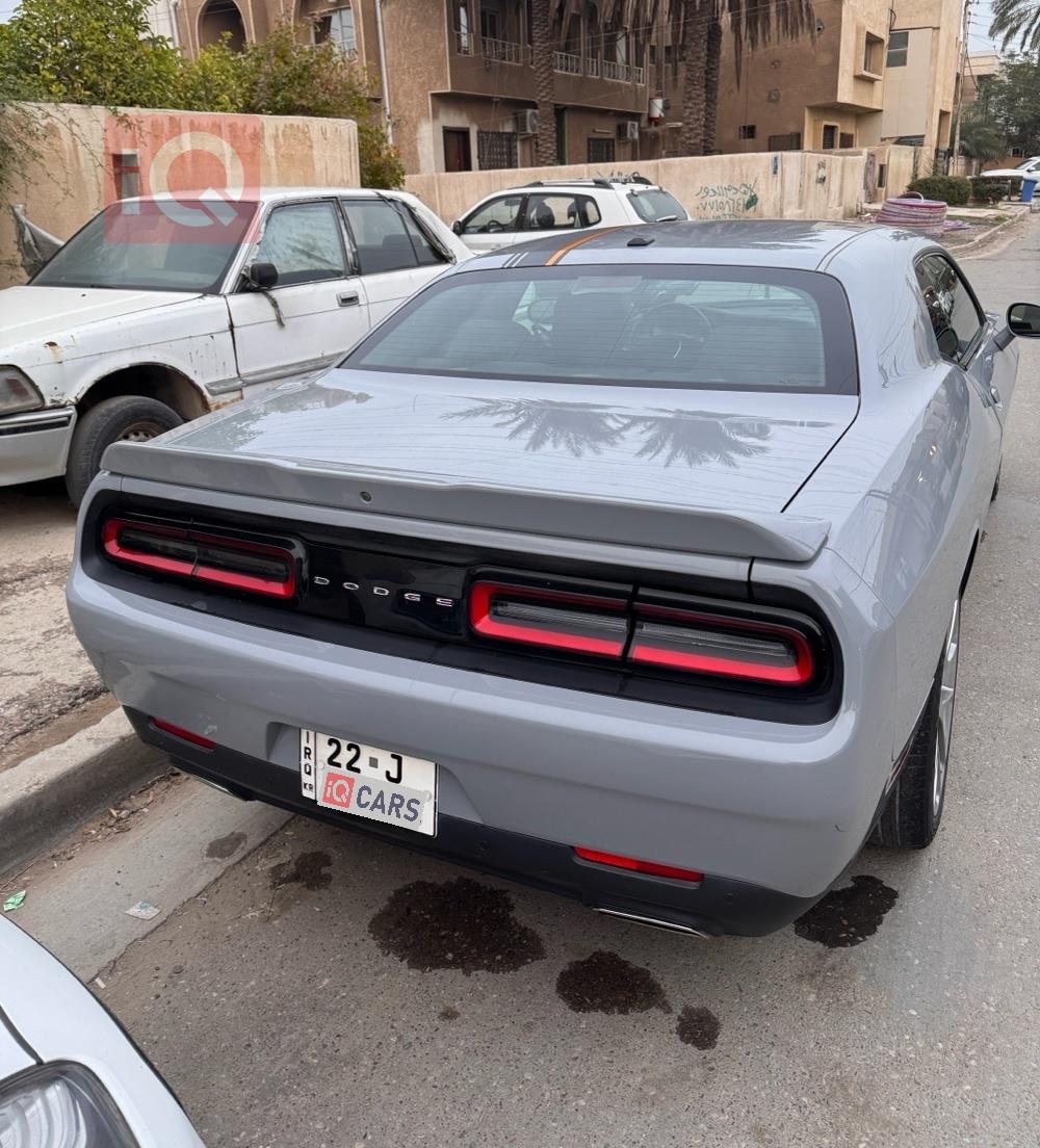 Dodge Challenger